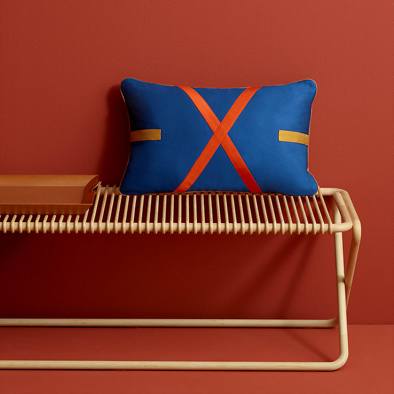 Casaque pillow | Hermès Singapore